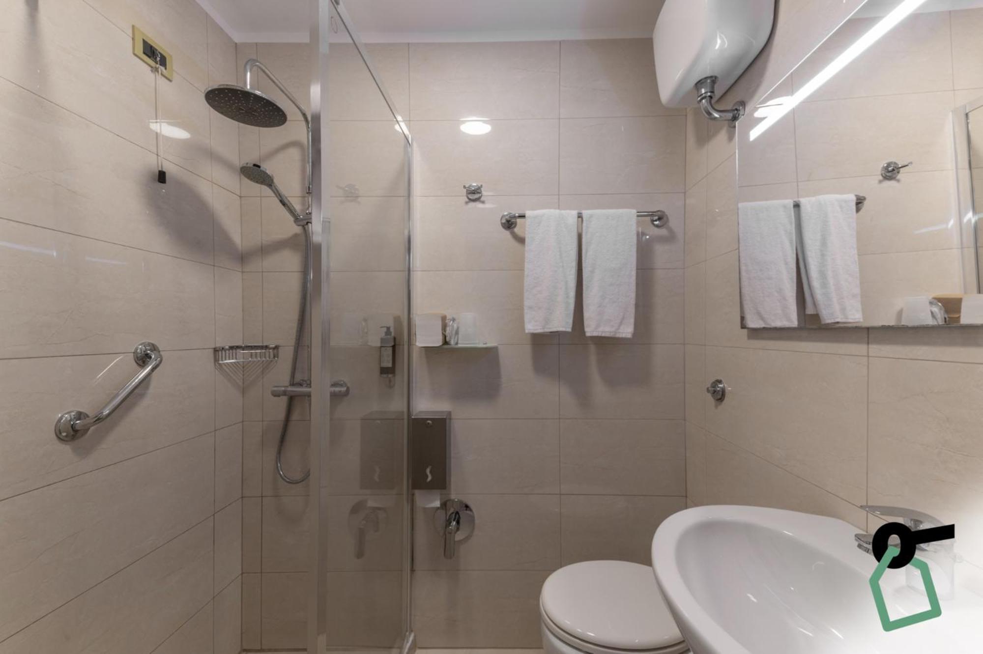 Hotiday Room Collection - Roma Porta Pia Екстериор снимка